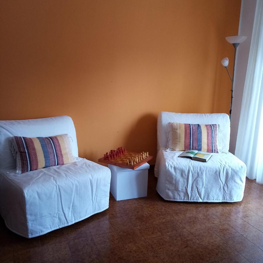 דירות מונדלו Casa Rosamarina מראה חיצוני תמונה