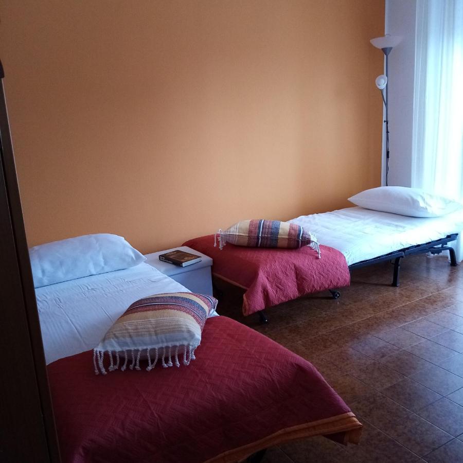 דירות מונדלו Casa Rosamarina מראה חיצוני תמונה