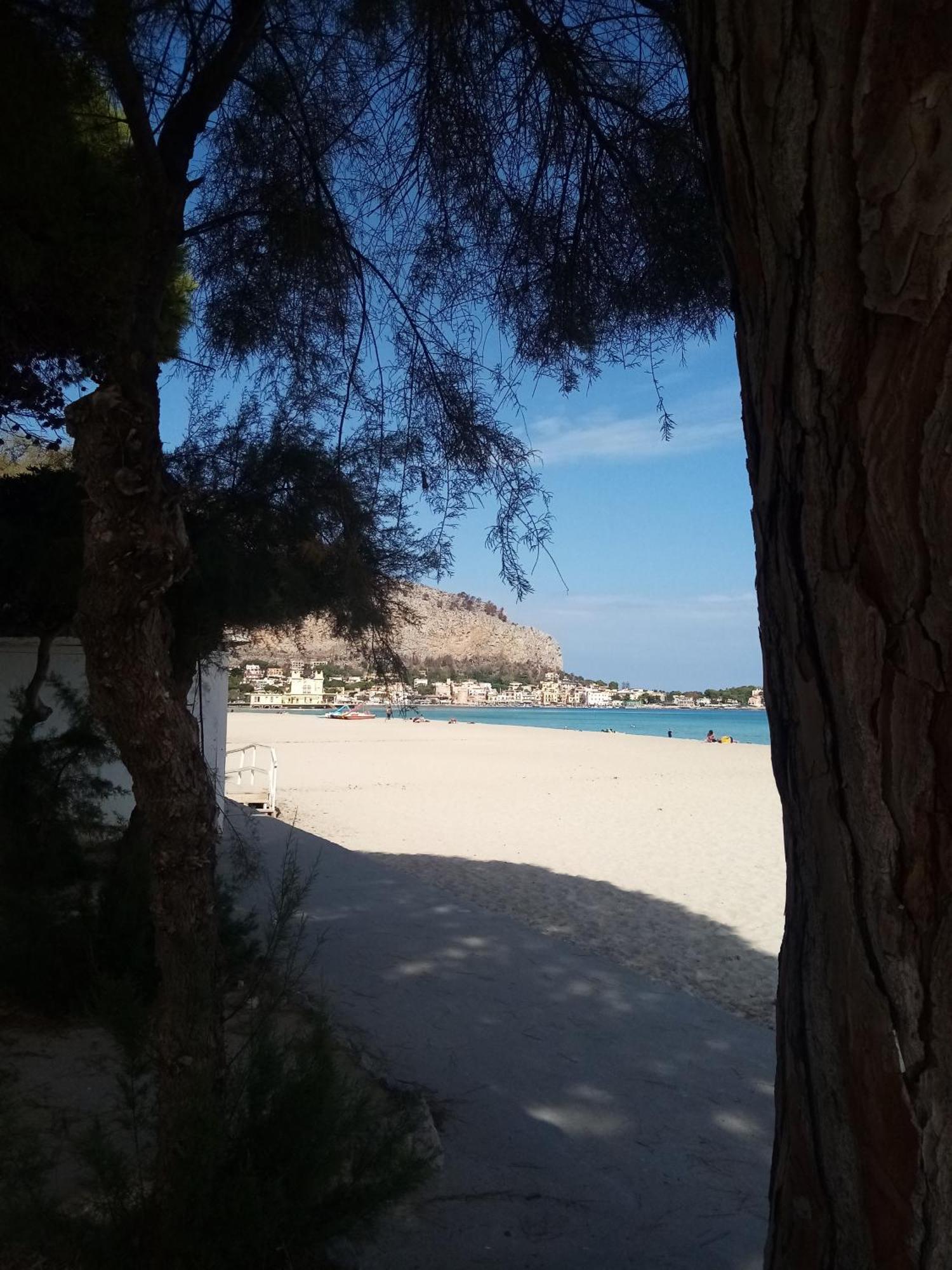 דירות מונדלו Casa Rosamarina מראה חיצוני תמונה